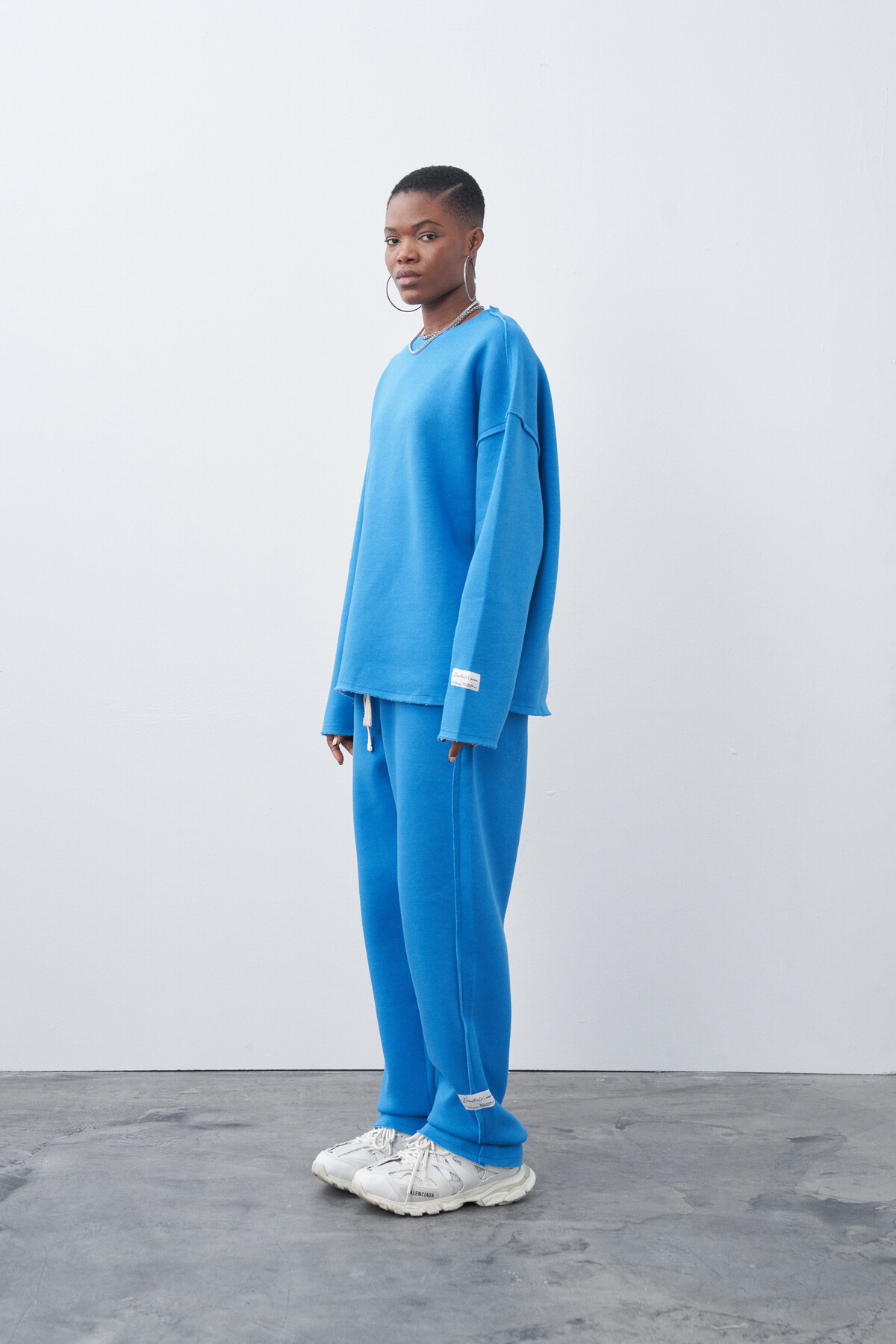 Mavi Yakasız Kol Detaylı Oversize Sweatshirt