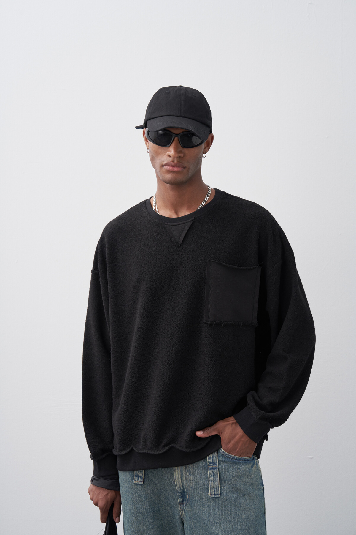 Siyah Cep Detaylı Oversize Sweatshirt