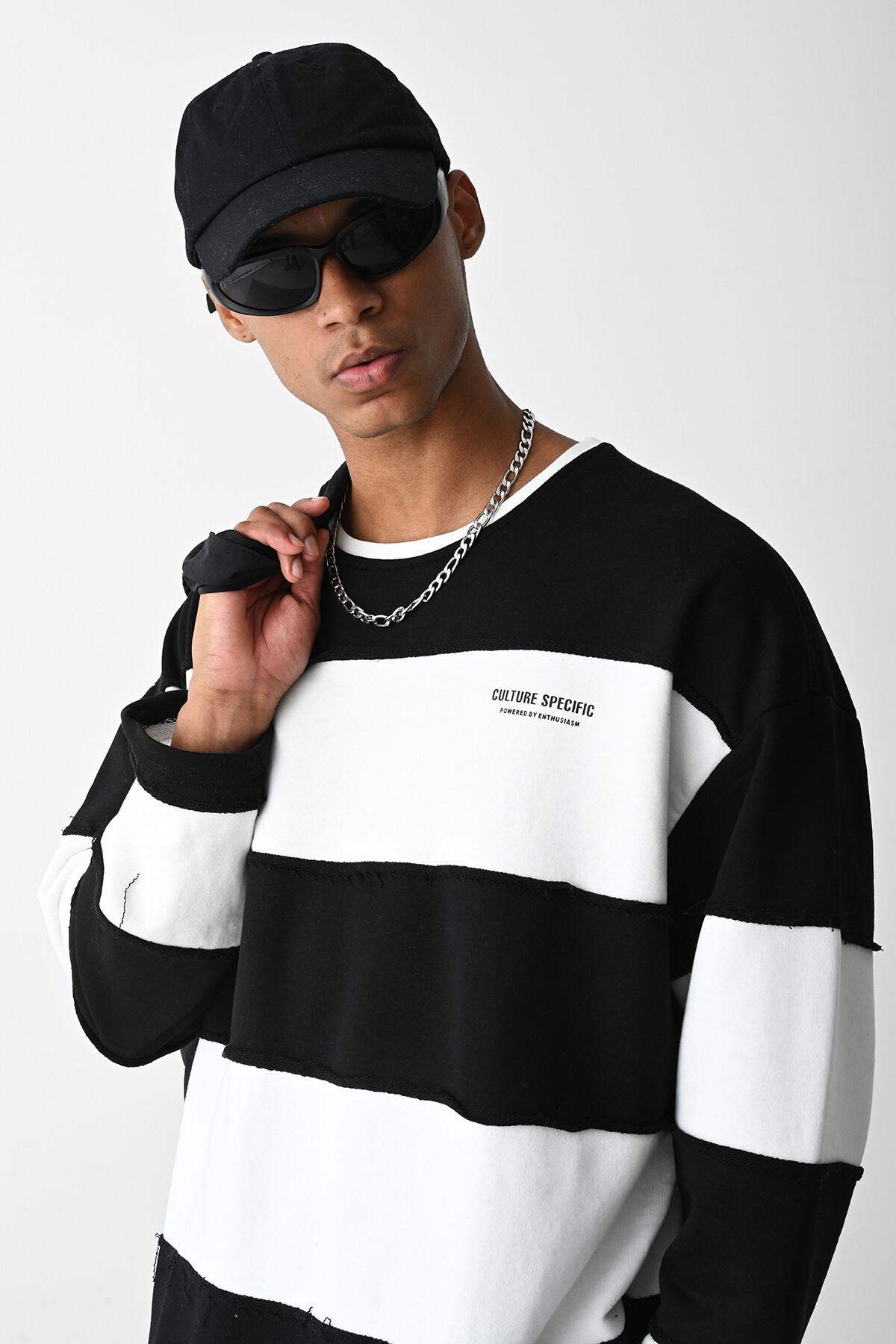 Siyah Oversize Şeritli Sweatshirt